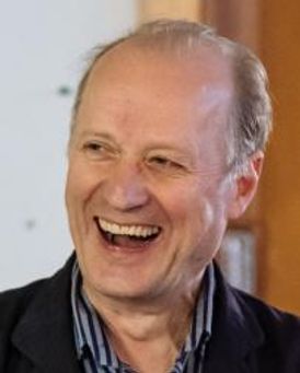 Adrian Edmondson Headshot