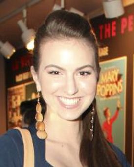 Melanie Mitchell Headshot