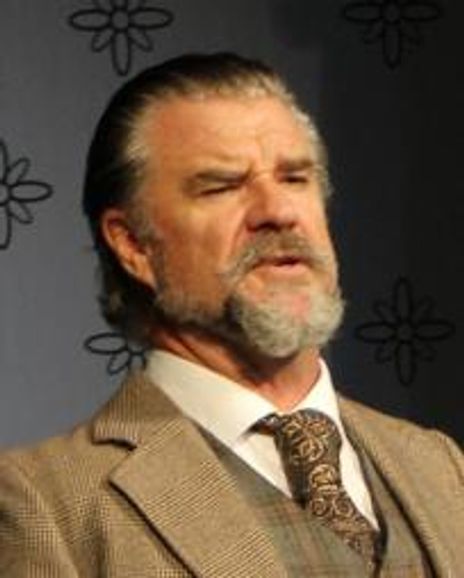 Peter Hardy Headshot