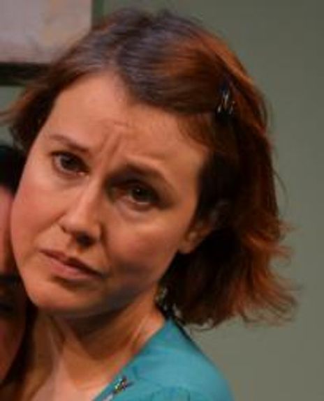 Elizabeth Price Headshot