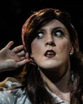 Lauren Thompson Headshot