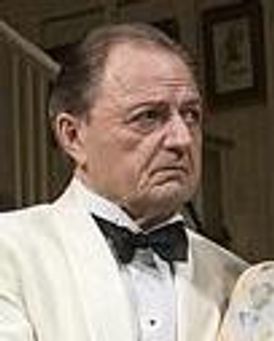 Peter Bowles Headshot