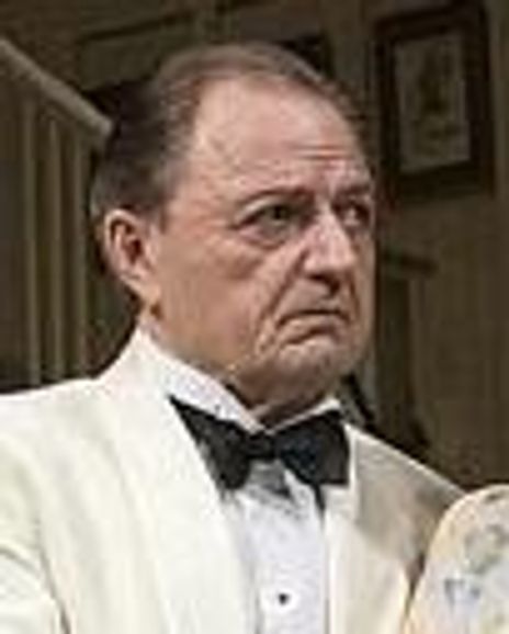 Peter Bowles Headshot