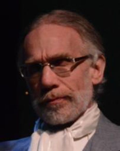 Jonathan Fluck Headshot