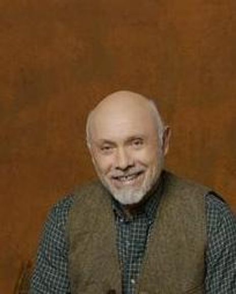 Hector Elizondo Headshot