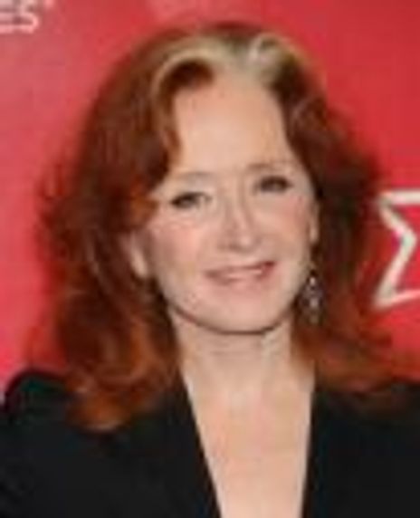 Bonnie Raitt Headshot
