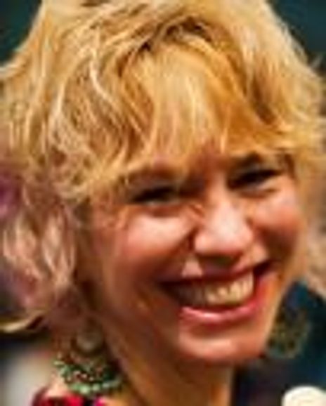 Sara Hickman Headshot