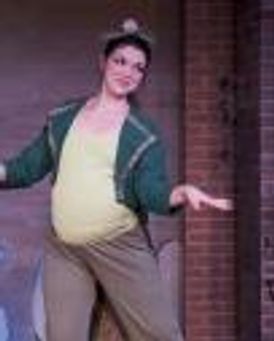 Amy Elizabeth Jones Headshot