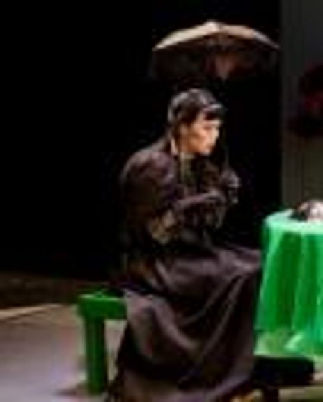 Cindy Cheung Headshot