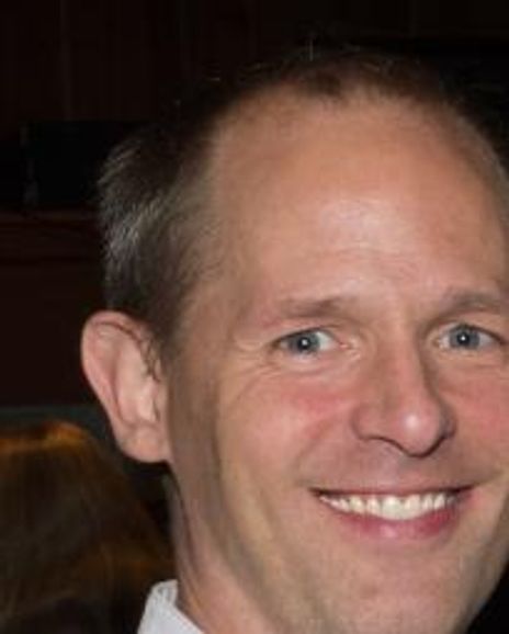 Seth Belliston Headshot