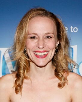 Jennifer Blood Headshot