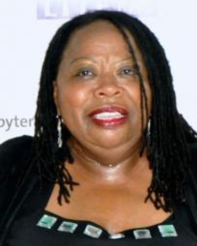 Carol Woods Headshot