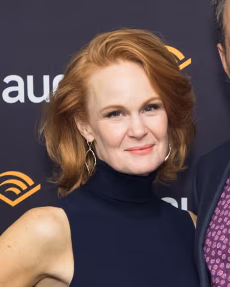 Kate Baldwin Headshot