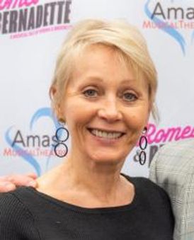 Kathryn Ann Wright Headshot