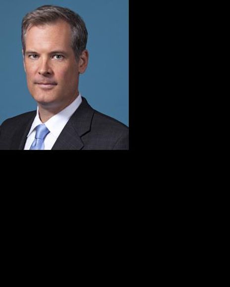 Lindsay Bowen Headshot