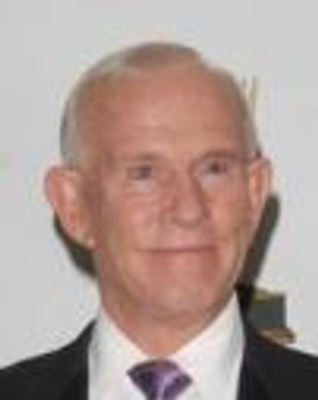 Tom Smothers Headshot