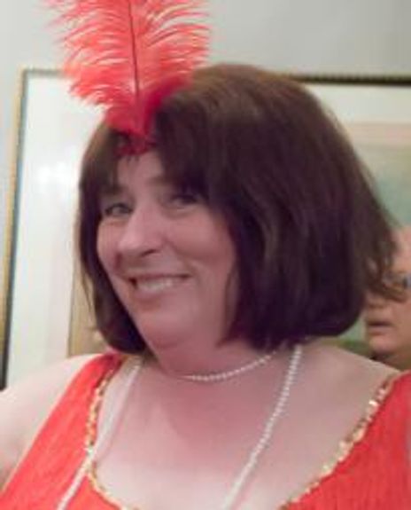 Nora McLellan Headshot