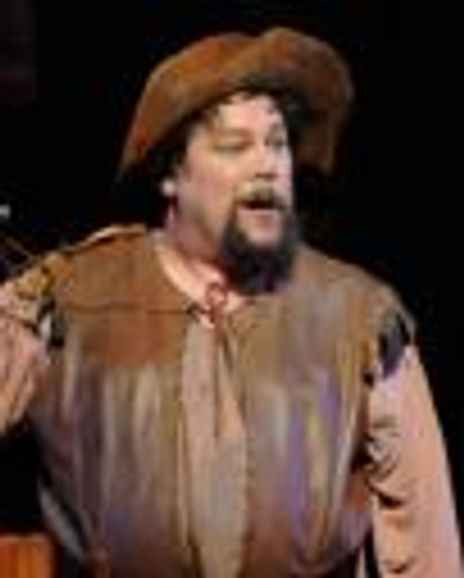 Justin Robertson Headshot