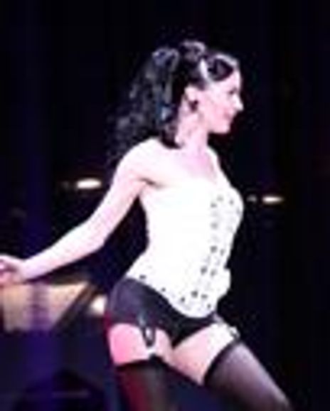 Yvette Tucker Headshot