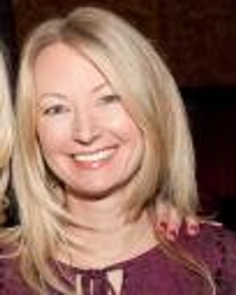 Barbara Helms Headshot