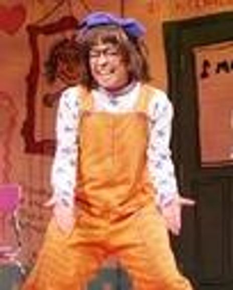 Shannon Antalan Headshot