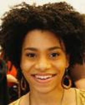 Kelly McCreary Headshot