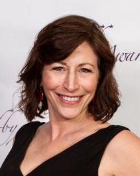 Kathy Taylor Headshot