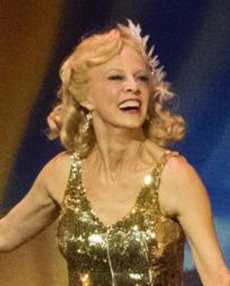 Sandy Bainum Headshot