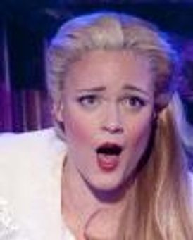 Erin Driscoll Headshot