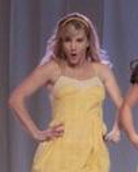 Heather Morris Headshot