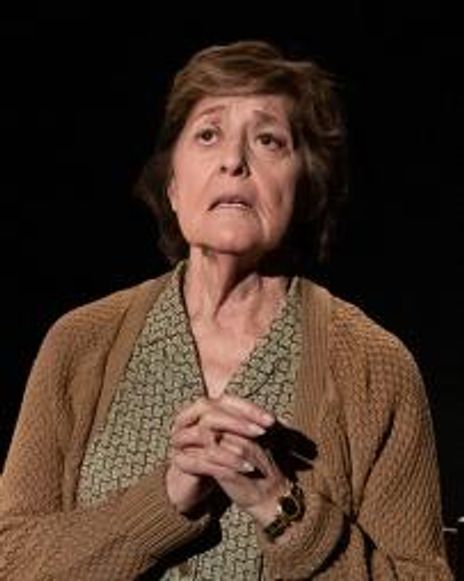 Laura James Headshot