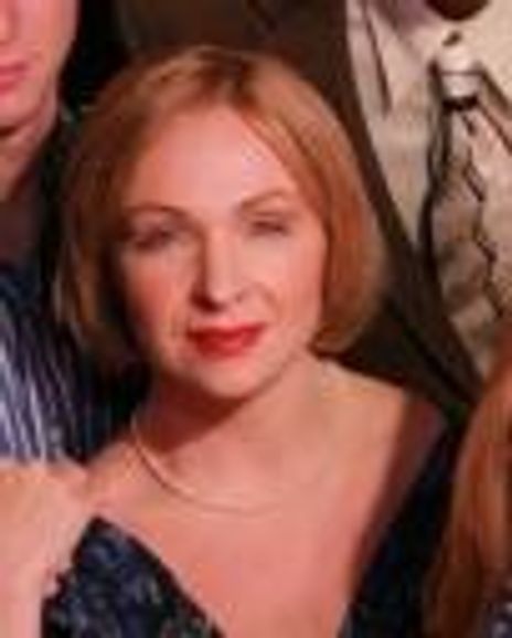 Alexander Elisa Headshot