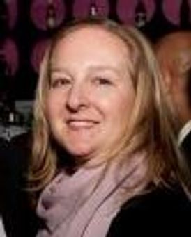 Lauren Gibbs Headshot