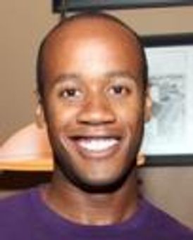 Travis Robertson Headshot