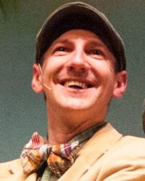 Derek Travis Collard Headshot