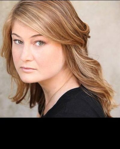 Megan Lewis Headshot