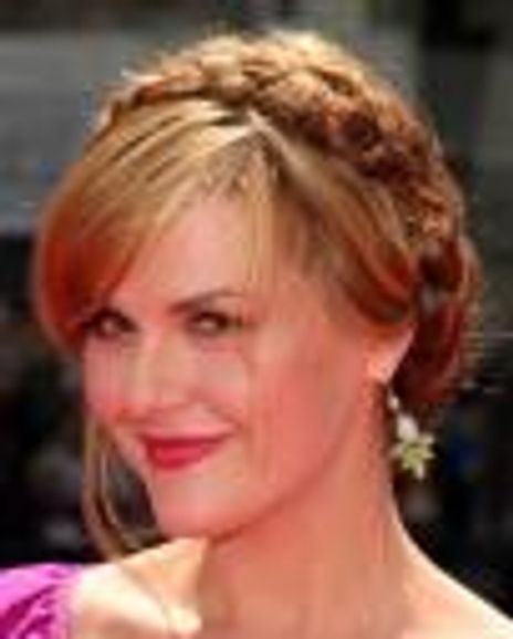 Sara Rue Headshot