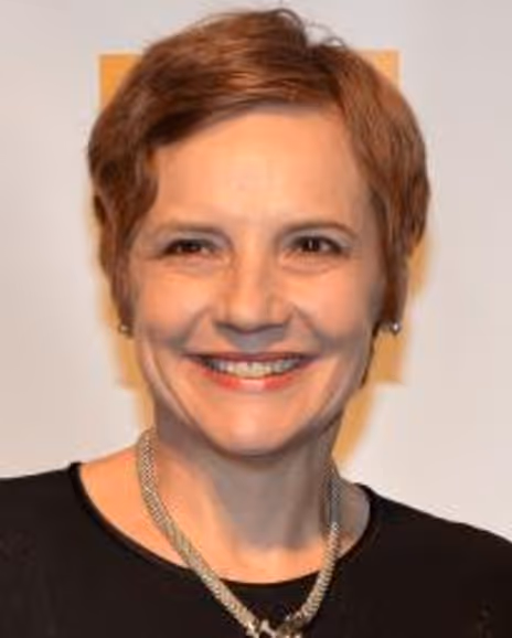 Tara Rubin Headshot