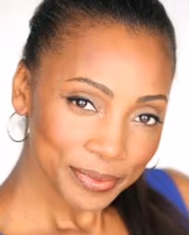 Simone Moore Headshot
