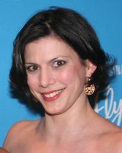 Amanda Edge Headshot