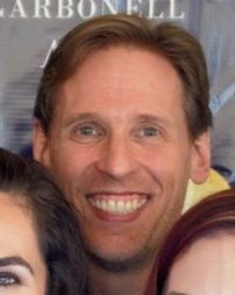 Bruce Linser Headshot