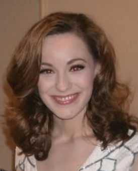 Holly Laurent Headshot