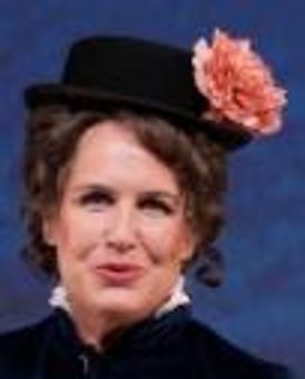 Kristine Fraelich Headshot