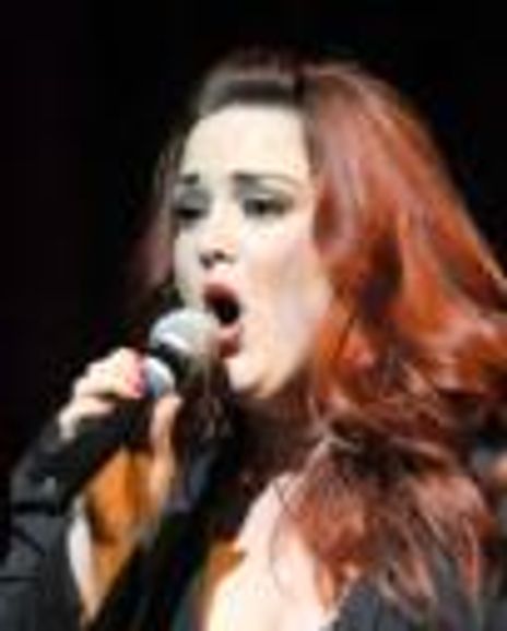 Emma Lindars Headshot