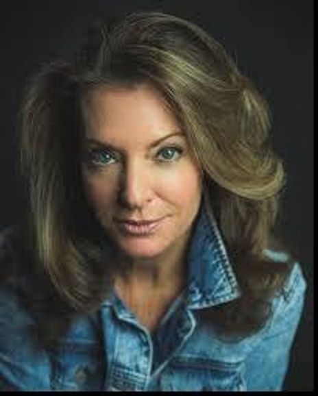 Jennifer Jones Headshot