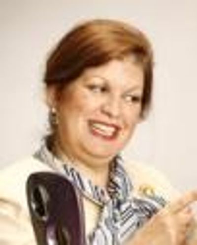 Lydia Gladstone Headshot