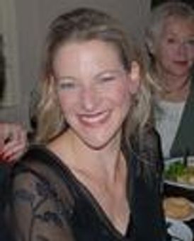 Cynthia Lee Heim Headshot