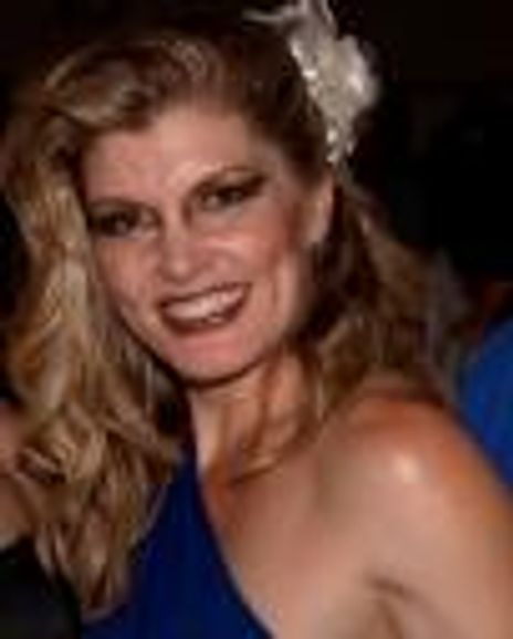 Erin Matthews Headshot