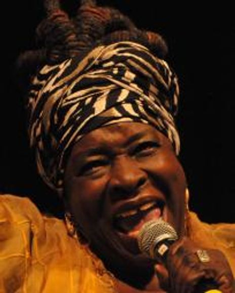 Ebony Joann Headshot