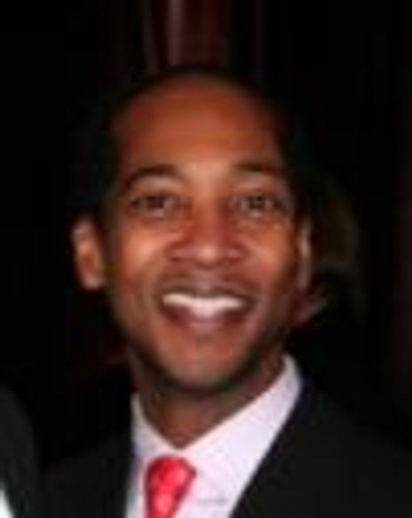 Christopher Davis Headshot